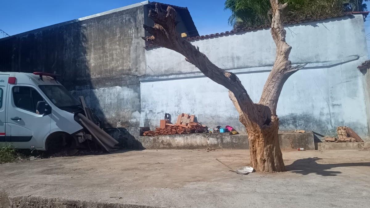 Casa, São Salvador, 2 Quartos, 8 Vagas