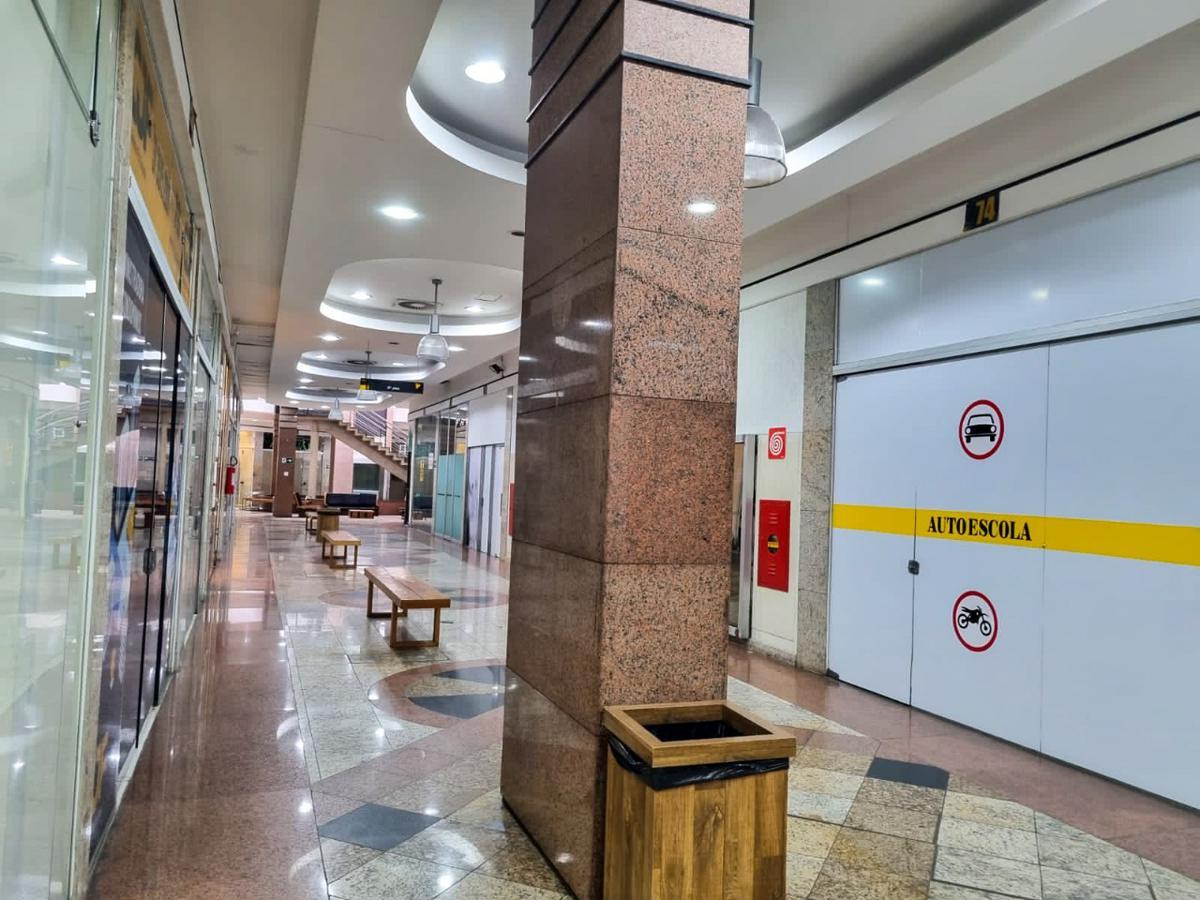 Andar, Belvedere, 0 Quarto, 0 Vaga