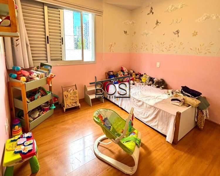 Cobertura, Funcionários, 4 Quartos, 4 Vagas, 2 Suítes