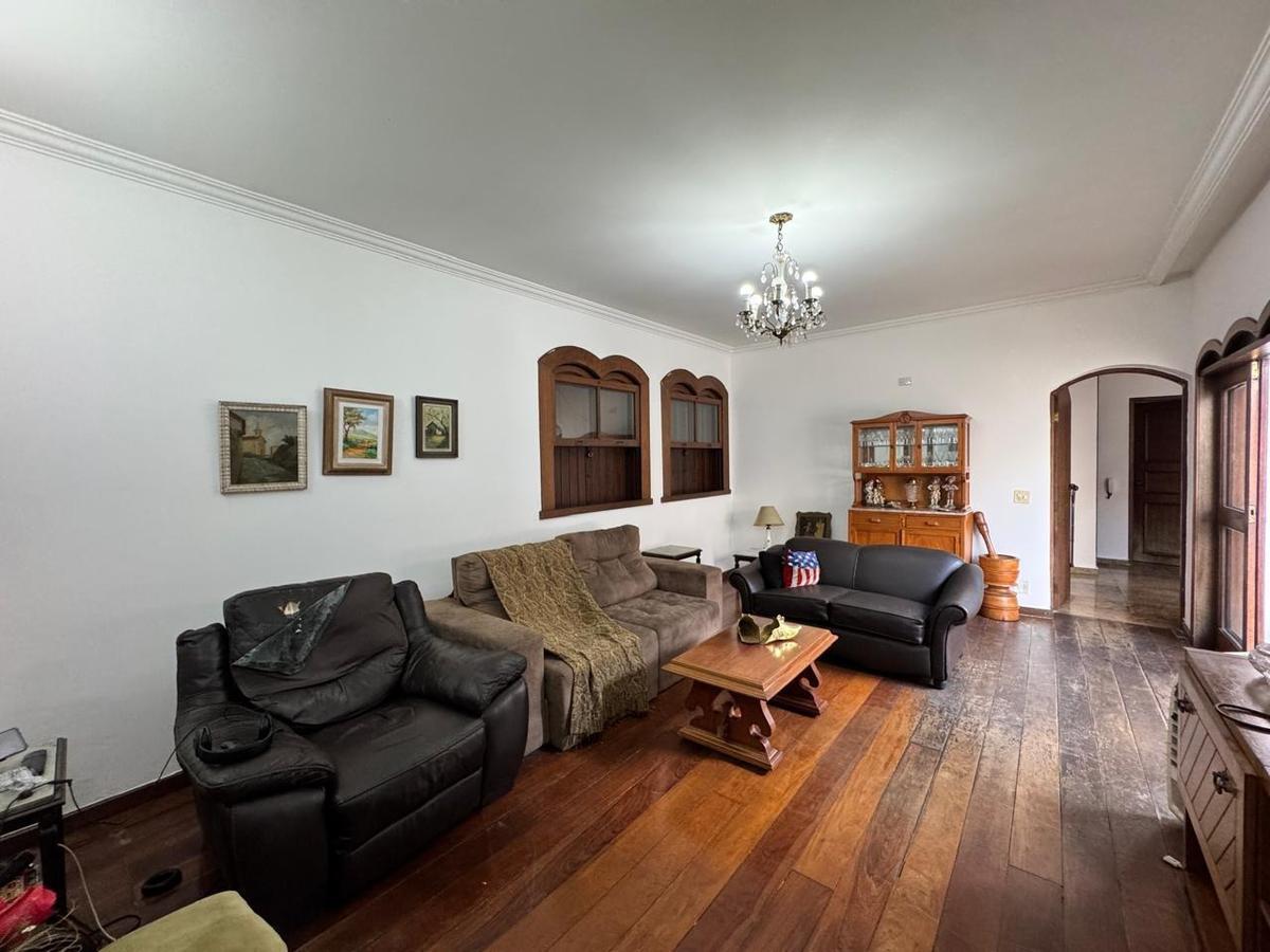 Casa, São Luiz (pampulha), 3 Quartos, 3 Vagas, 1 Suíte