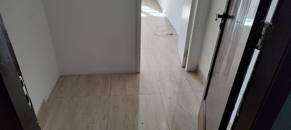 Sala, Centro, 1 Quarto, 0 Vaga