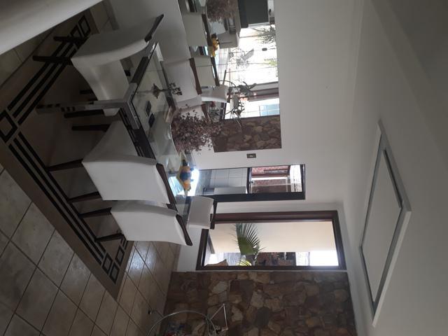 Casa, Trevo, 4 Quartos, 6 Vagas, 4 Suítes