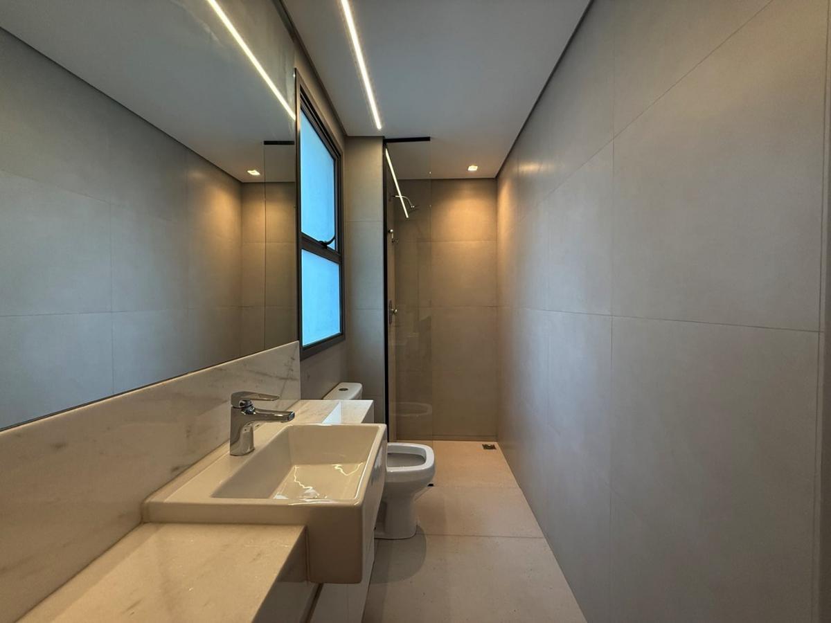 Apartamento, Funcionários, 2 Quartos, 2 Vagas, 1 Suíte