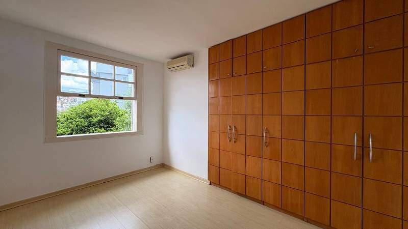 Casa, Vila Paris, 4 Quartos, 4 Vagas, 2 Suítes