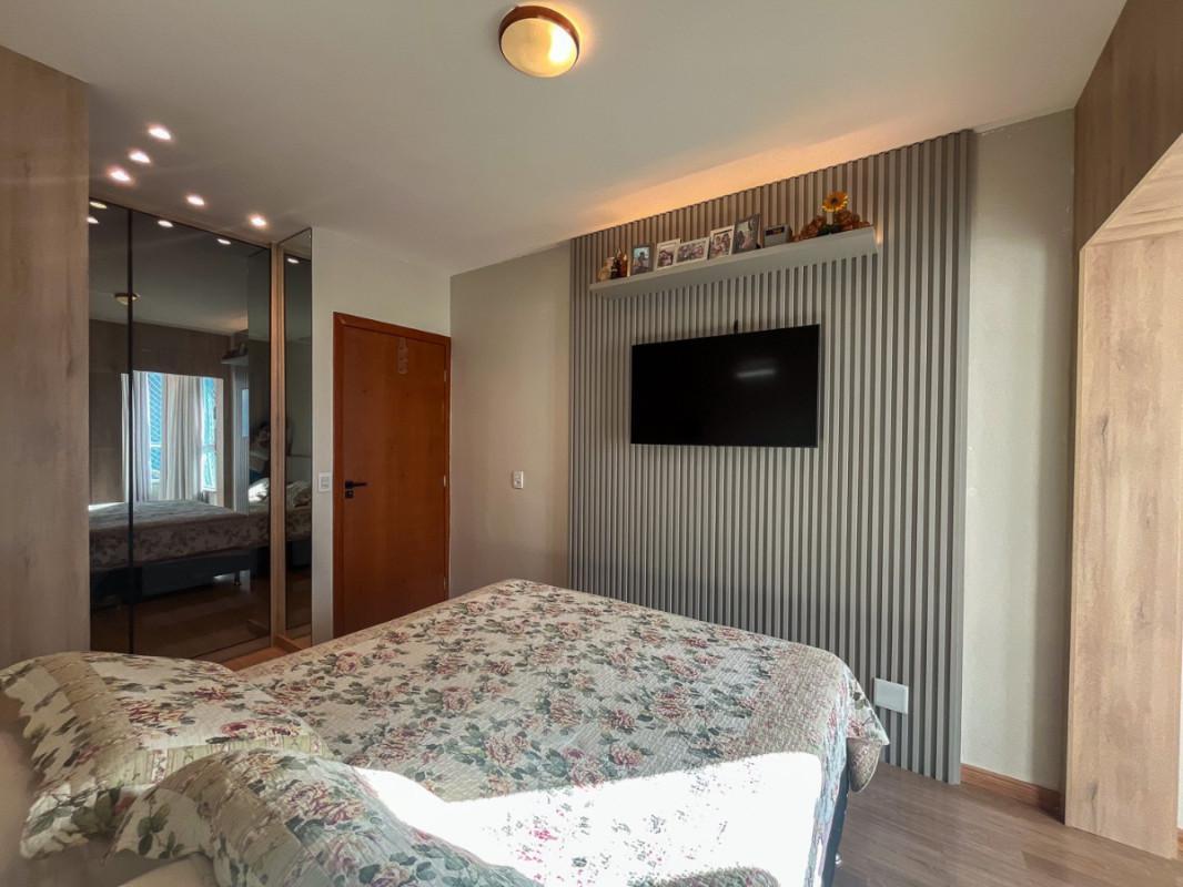 Apartamento, Sagrada Família, 3 Quartos, 3 Vagas, 1 Suíte