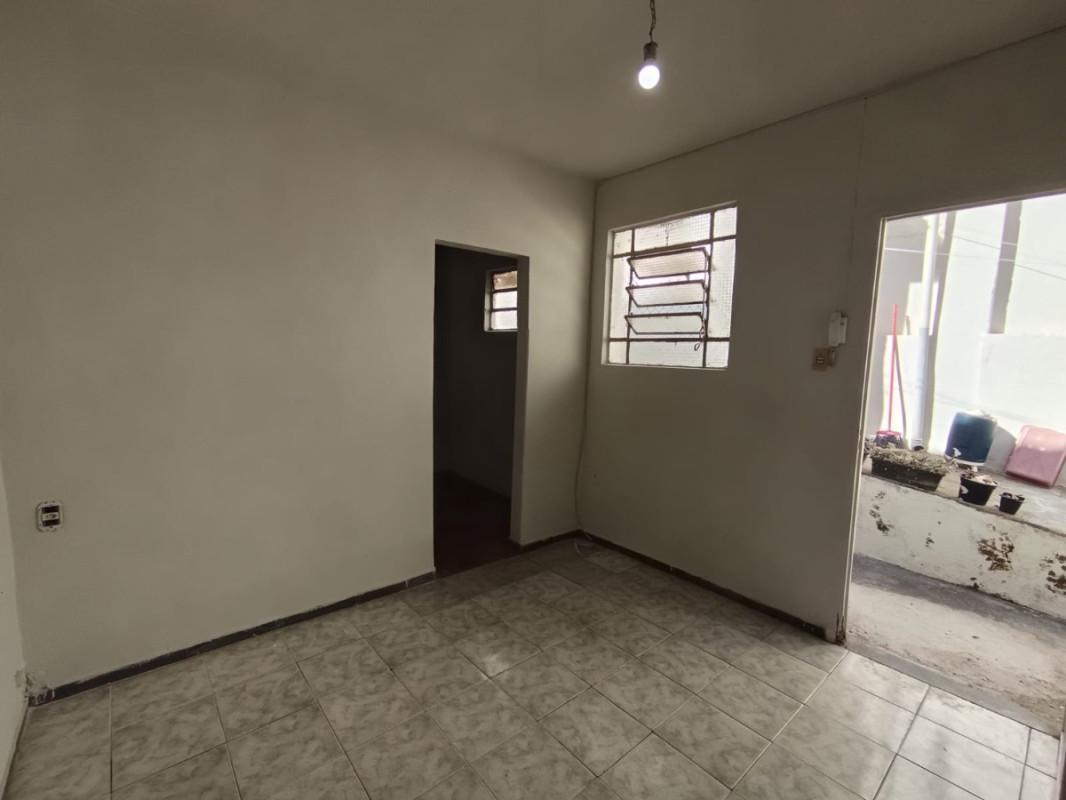 Casa, Sagrada Família, 1 Quarto, 0 Vaga