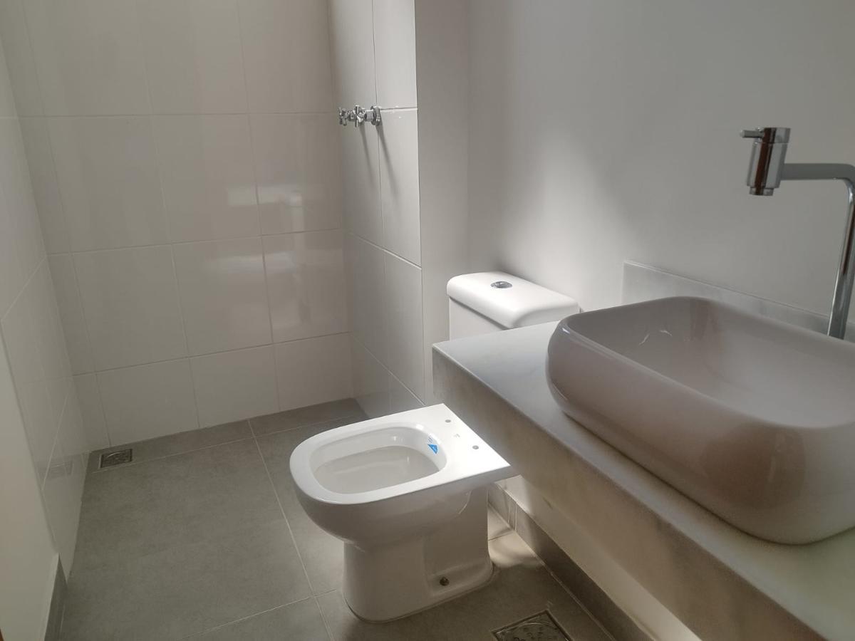 Apartamento, Sagrada Família, 2 Quartos, 2 Vagas, 1 Suíte