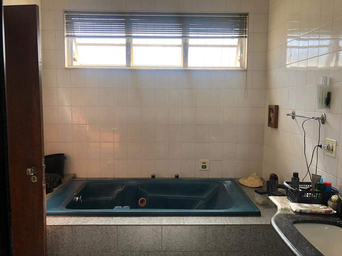 Casa, Nova Cachoeirinha, 3 Quartos, 10 Vagas, 1 Suíte