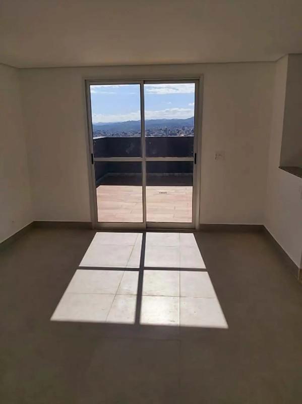 Cobertura, Sagrada Família, 3 Quartos, 2 Vagas, 1 Suíte