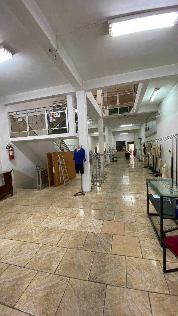 Andar, Centro, 0 Quarto, 0 Vaga