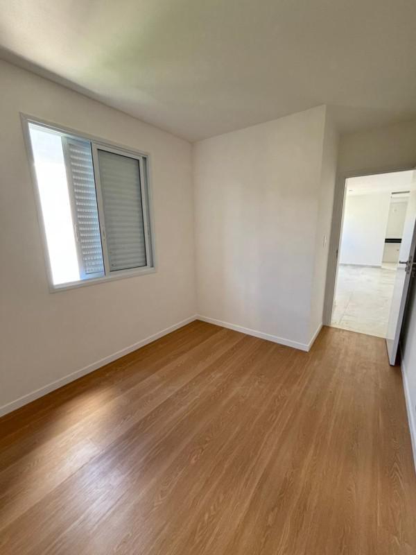 Apartamento, Sagrada Família, 2 Quartos, 2 Vagas, 1 Suíte