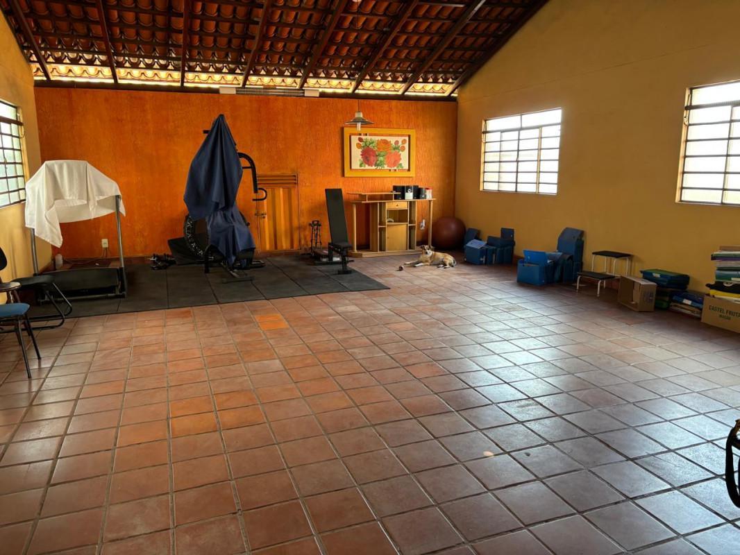 Casa, Jardim América, 5 Quartos, 5 Vagas, 2 Suítes