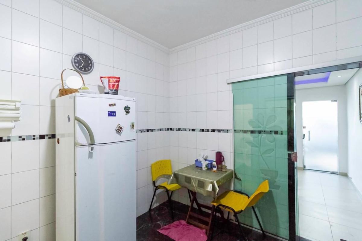 Casa, Santa Terezinha, 4 Quartos, 4 Vagas, 1 Suíte