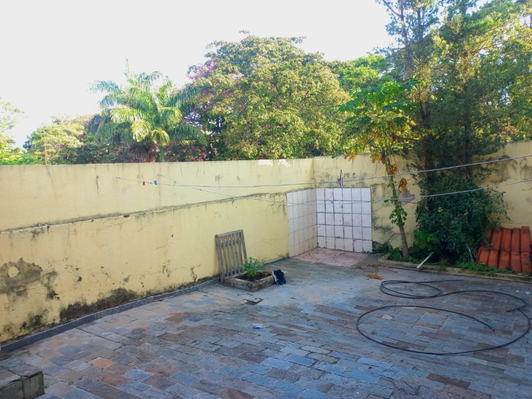 Casa, Itapoã, 4 Quartos, 5 Vagas, 1 Suíte