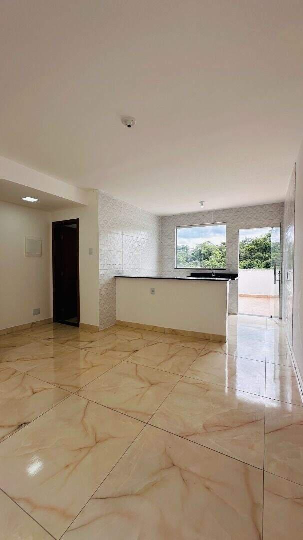Casa, Novo Centro, 2 Quartos, 1 Vaga