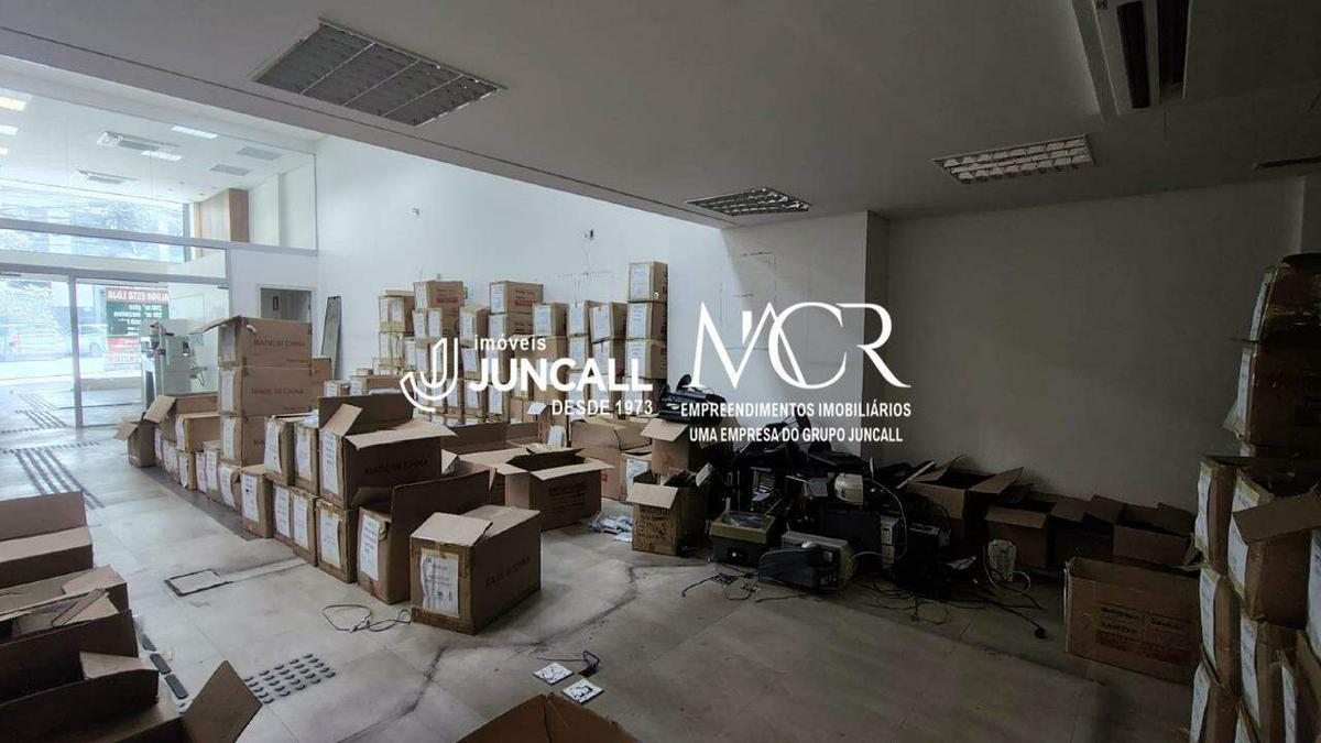 Loja, Santo Agostinho, 6 Vagas