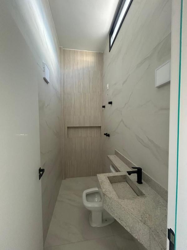 Casa, Planalto, 2 Quartos, 1 Vaga, 1 Suíte