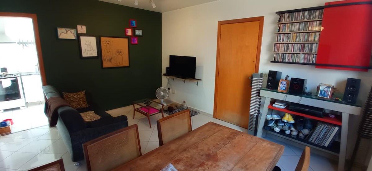 Apartamento, Sagrada Família, 3 Quartos, 1 Vaga, 1 Suíte