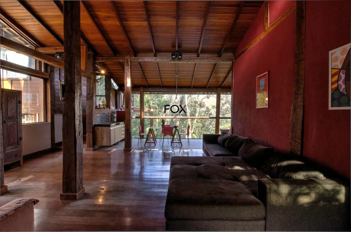 Casa, São Sebastião das Águas Claras, 4 Quartos, 8 Vagas, 2 Suítes