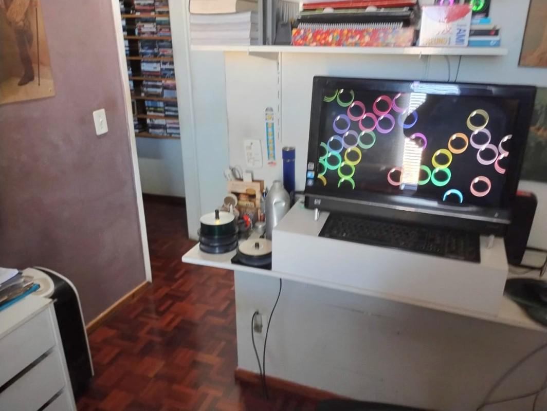 Apartamento, Carlos Prates, 2 Quartos, 1 Vaga