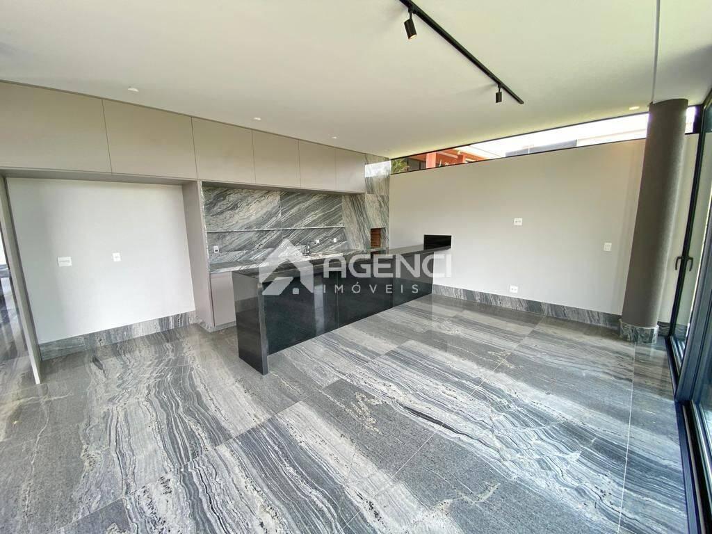 Casa, Alphaville - Lagoa dos Ingleses, 4 Quartos, 0 Vaga, 4 Suítes