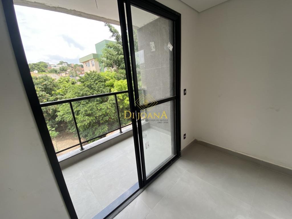 Cobertura, Filadélfia, 3 Quartos, 2 Vagas, 1 Suíte