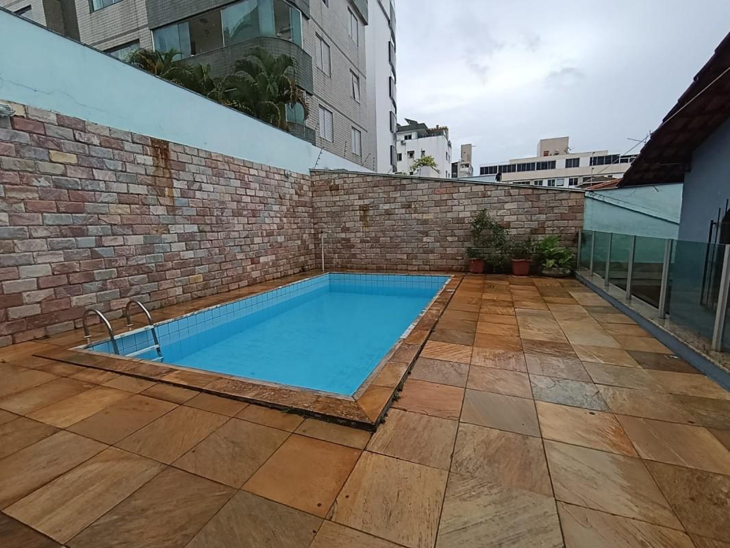 Casa, Castelo, 4 Quartos, 4 Vagas, 2 Suítes