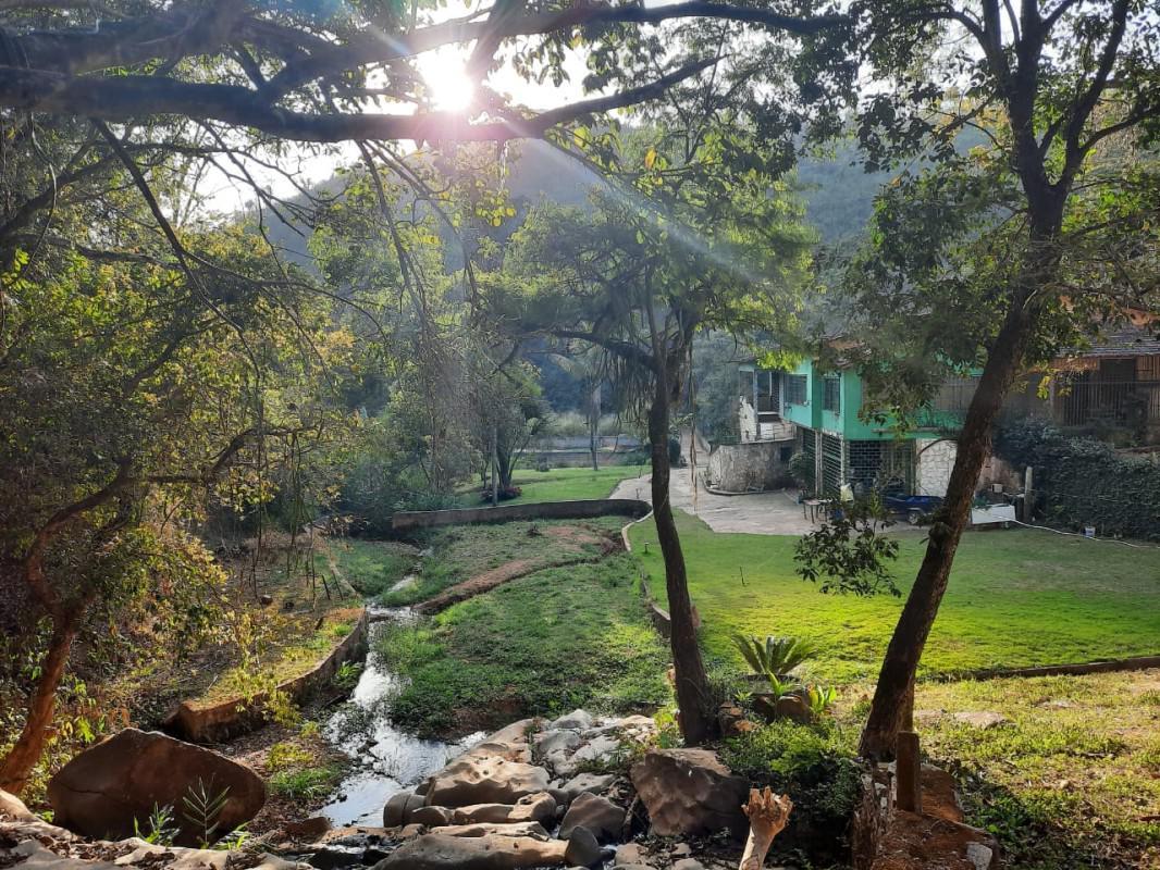 Fazenda, Nações Unidas, 5 Quartos, 10 Vagas, 2 Suítes