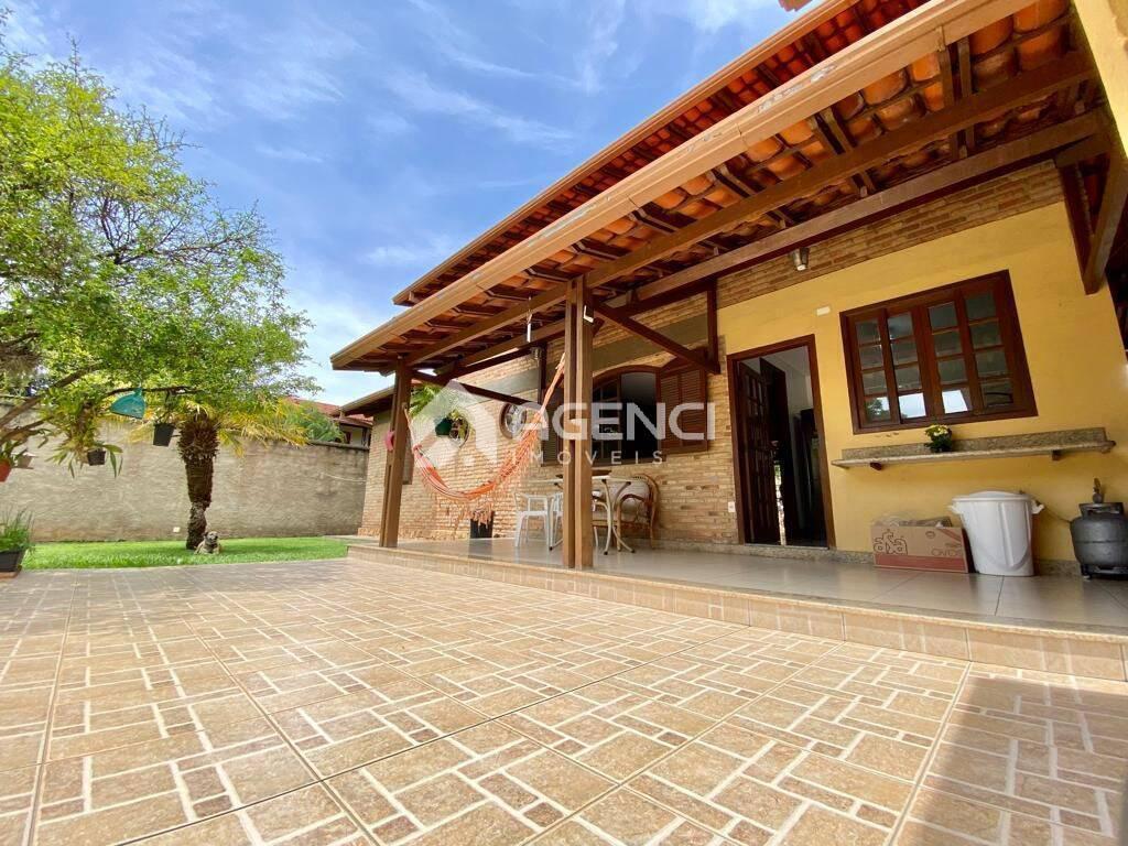 Casa, Bandeirantes (pampulha), 4 Quartos, 0 Vaga, 1 Suíte