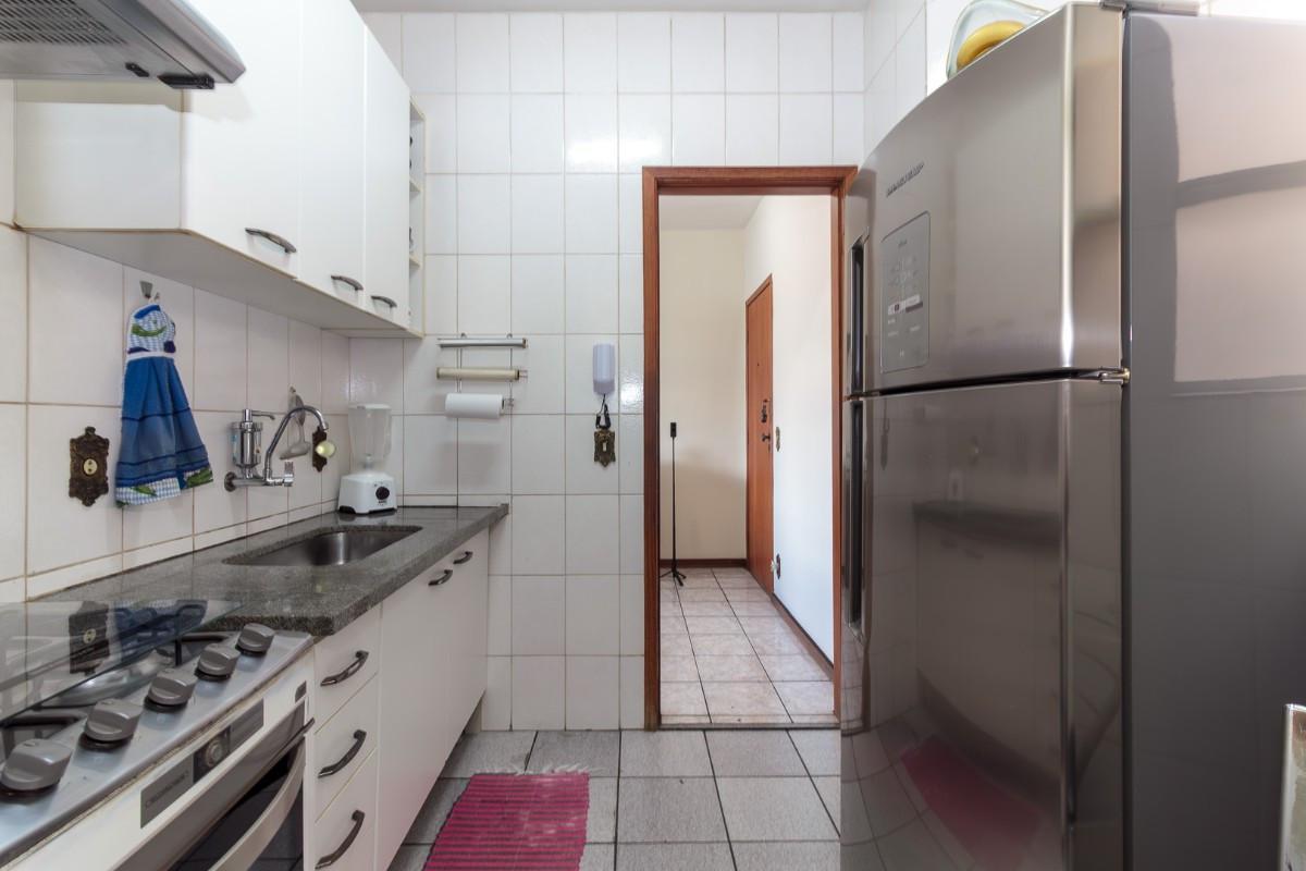 Apartamento, Floresta, 2 Quartos, 1 Vaga, 1 Suíte