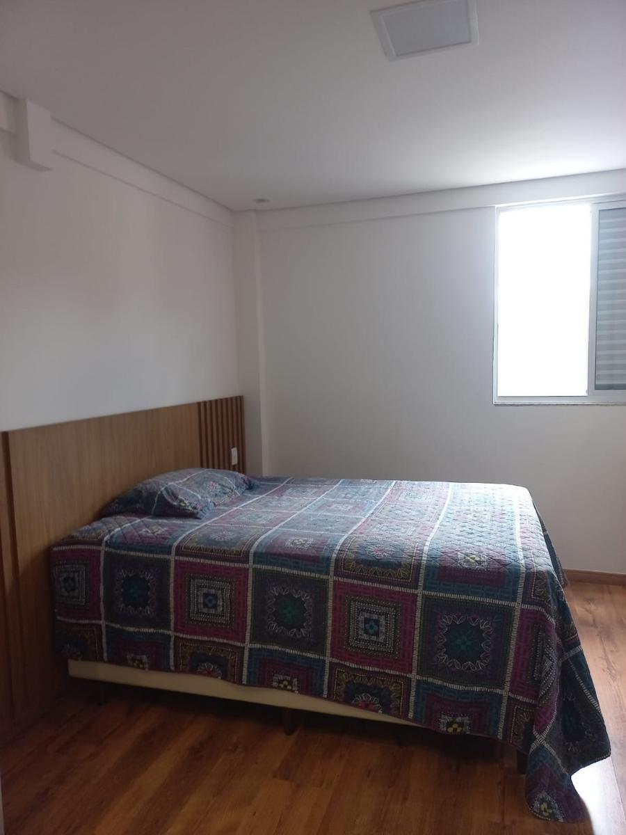 Apartamento, Sagrada Família, 3 Quartos, 2 Vagas, 1 Suíte