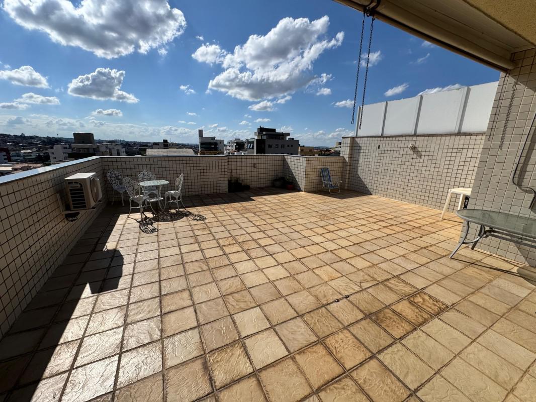 Cobertura, Graça, 3 Quartos, 3 Vagas, 1 Suíte