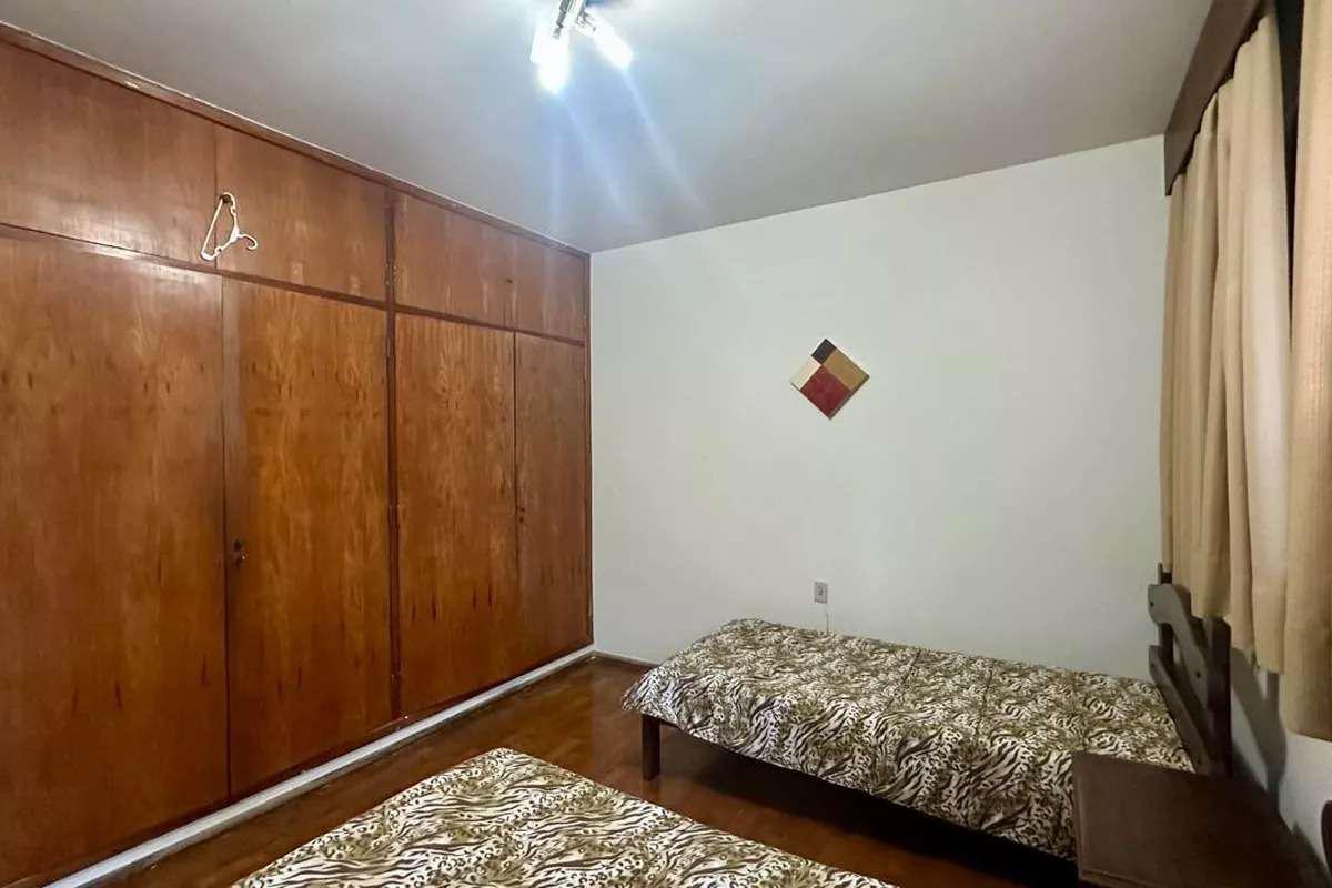 Casa, Serra, 4 Quartos, 4 Vagas, 1 Suíte