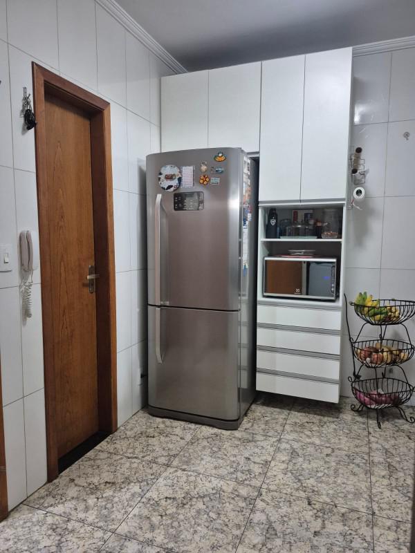 Casa, Cabral, 3 Quartos, 2 Vagas, 1 Suíte