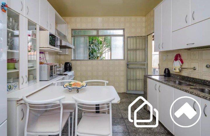 Casa, Palmeiras, 7 Quartos, 10 Vagas, 1 Suíte