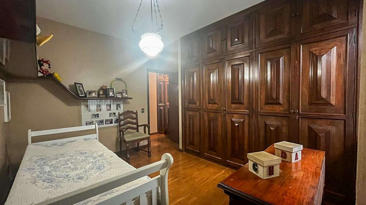 Casa, Comiteco, 5 Quartos, 6 Vagas, 2 Suítes