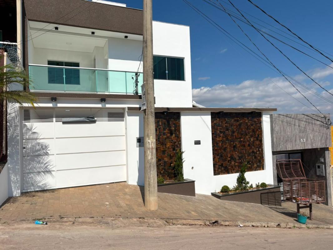 Casa, Masterville, 3 Quartos, 4 Vagas, 1 Suíte