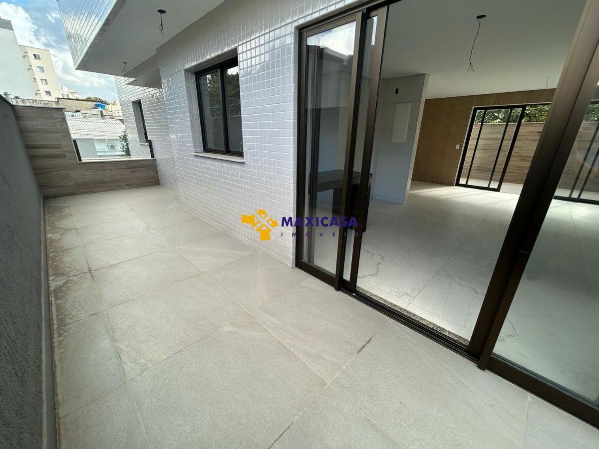 Apartamento, Jaraguá, 4 Quartos, 3 Vagas, 2 Suítes