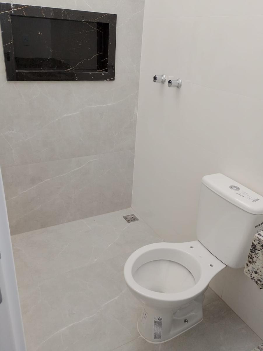 Casa, Candelária, 2 Quartos, 2 Vagas, 1 Suíte