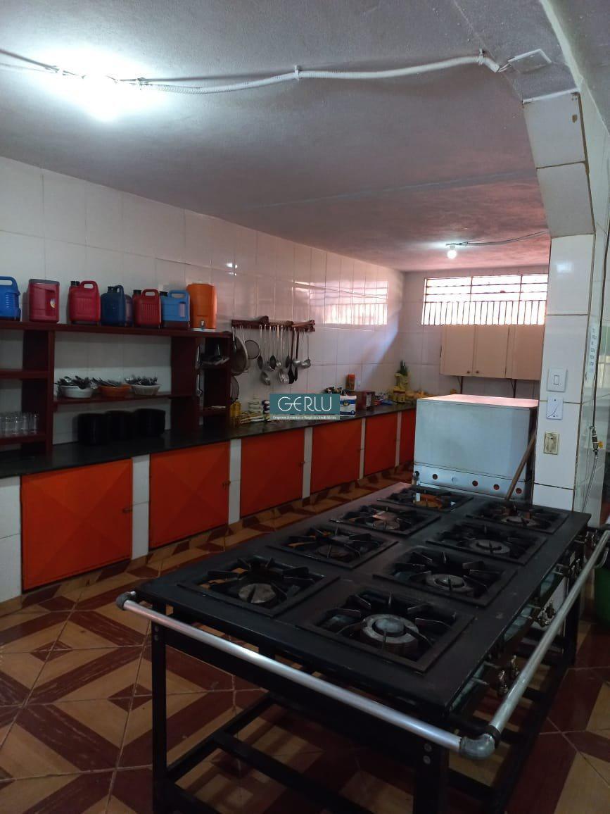 Apartamento, Bandeirinhas, 12 Quartos, 100 Vagas