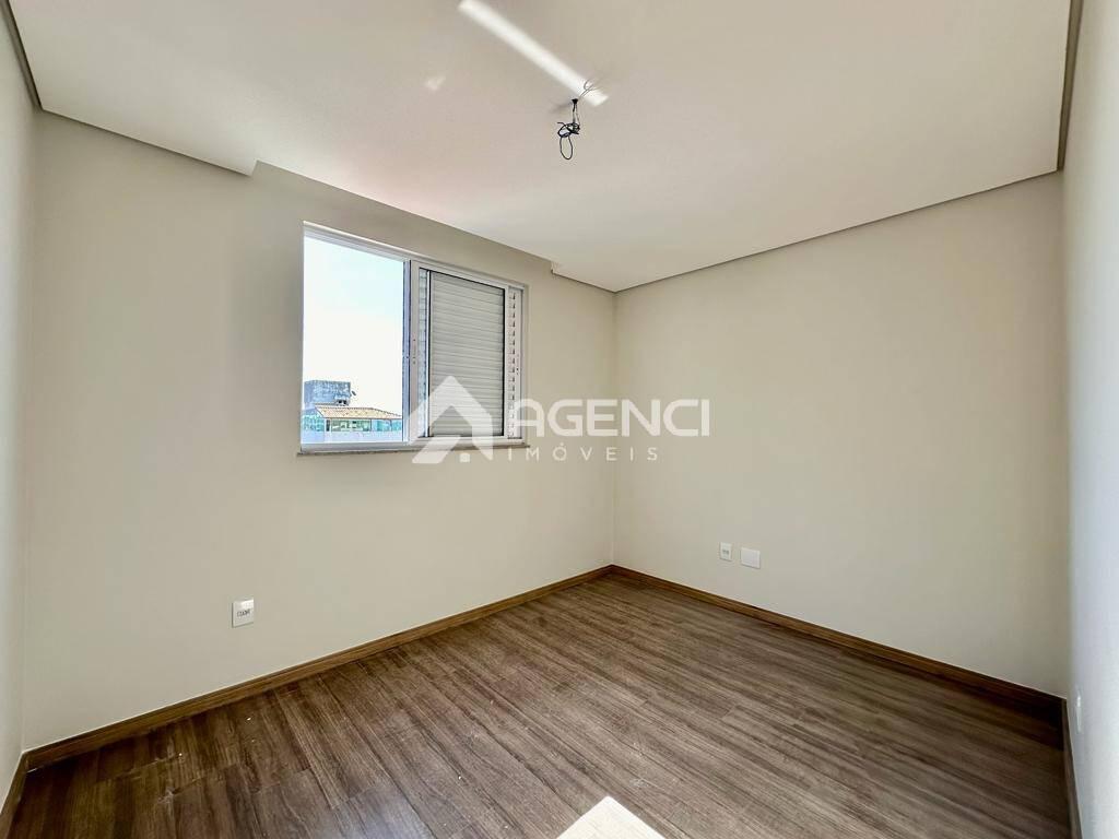 Apartamento, Serrano, 4 Quartos, 0 Vaga, 1 Suíte