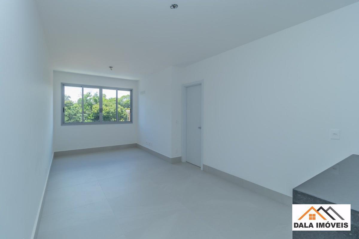 Apartamento, Sagrada Família, 3 Quartos, 2 Vagas, 1 Suíte