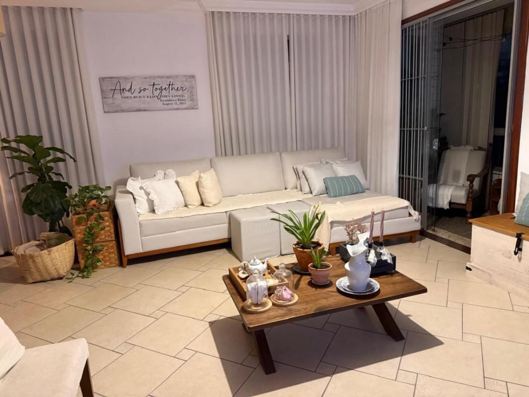 Cobertura, Jaraguá, 4 Quartos, 2 Vagas, 2 Suítes