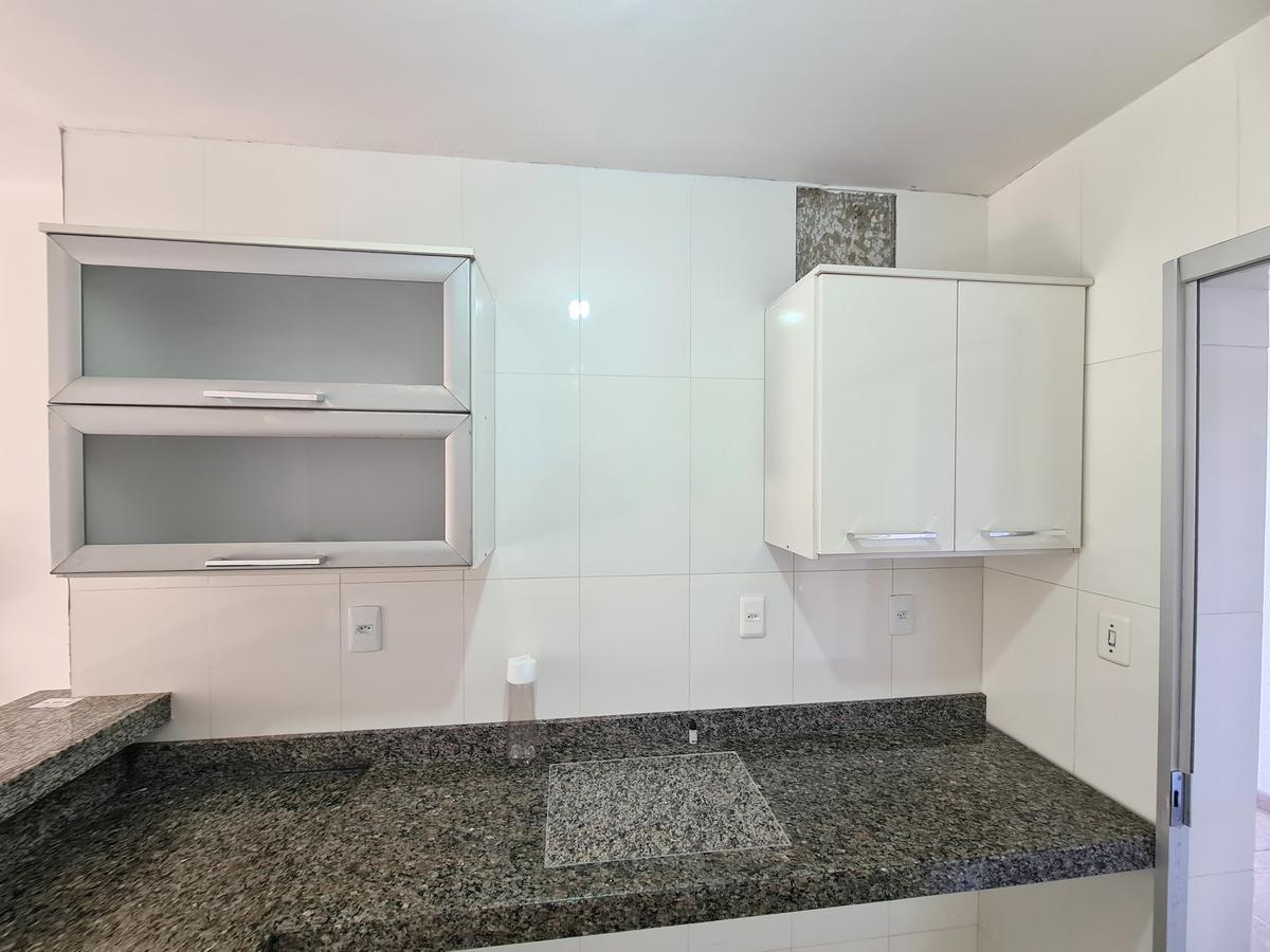 Casa, Ressaca, 2 Quartos, 1 Vaga
