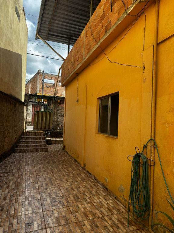 Casa, Mangueiras, 3 Quartos, 1 Vaga