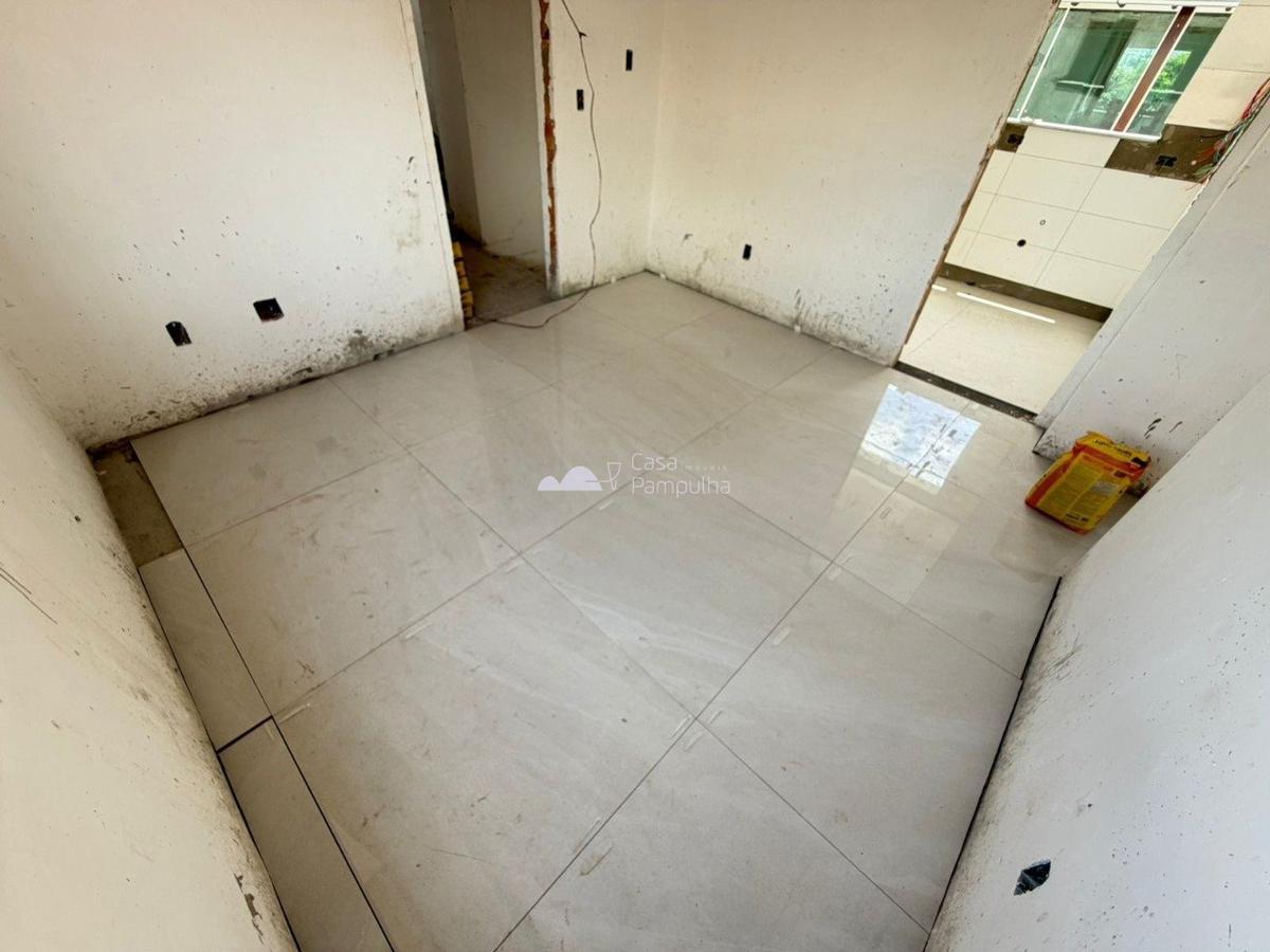 Apartamento, Santa Mônica, 2 Quartos, 1 Vaga, 1 Suíte