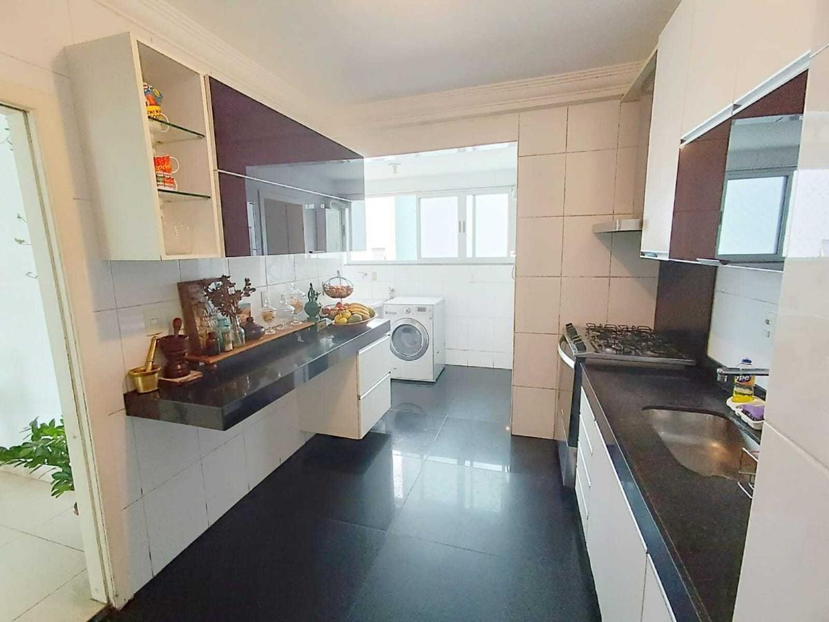 Apartamento, Jaraguá, 4 Quartos, 3 Vagas, 2 Suítes