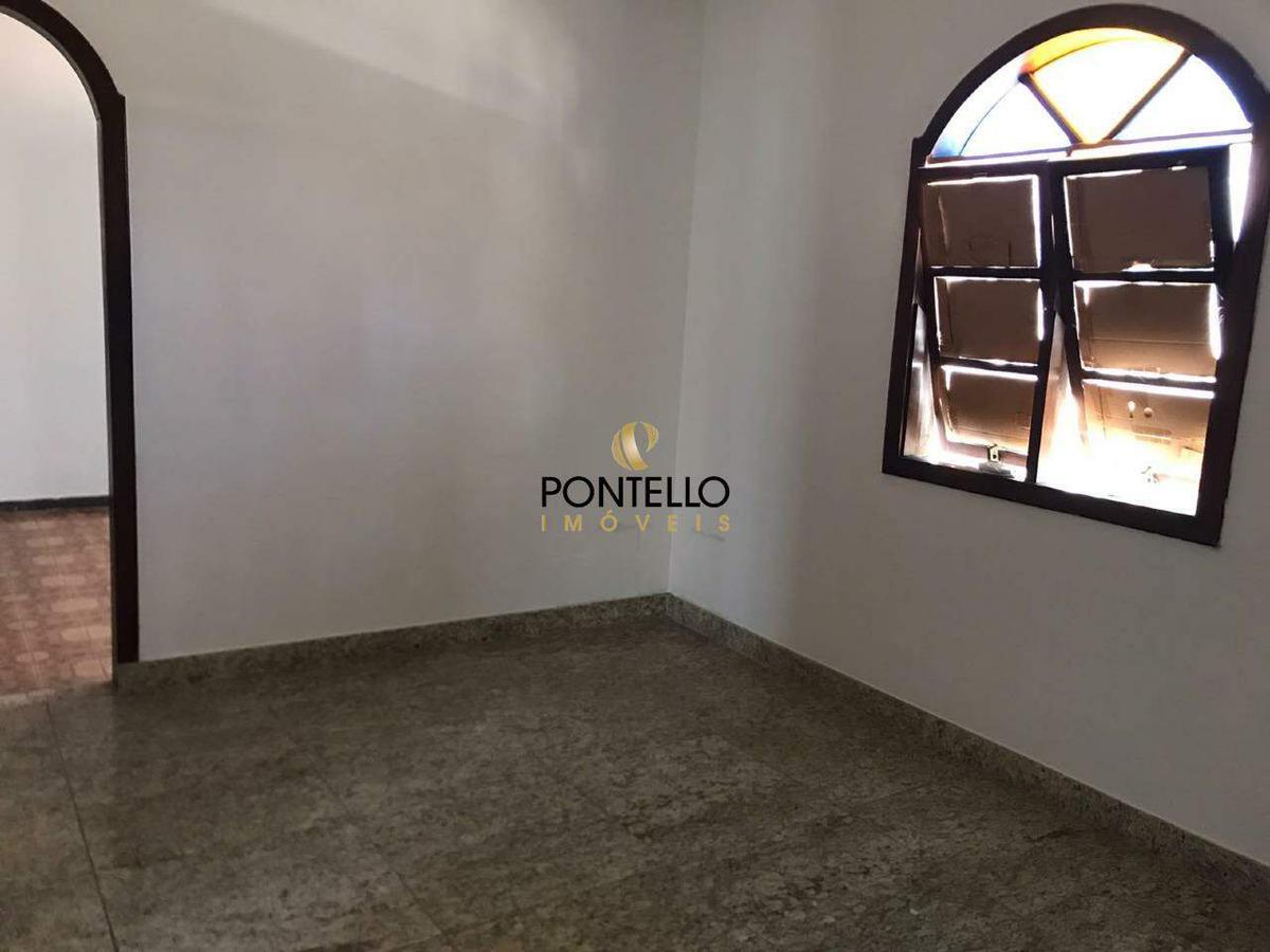 Casa, Centro, 3 Quartos, 0 Vaga, 1 Suíte