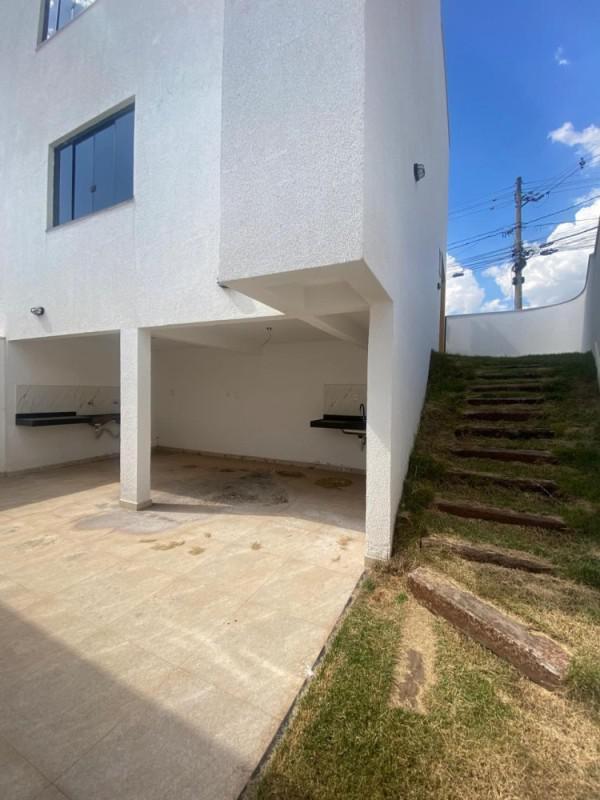 Casa, Masterville, 3 Quartos, 2 Vagas, 1 Suíte