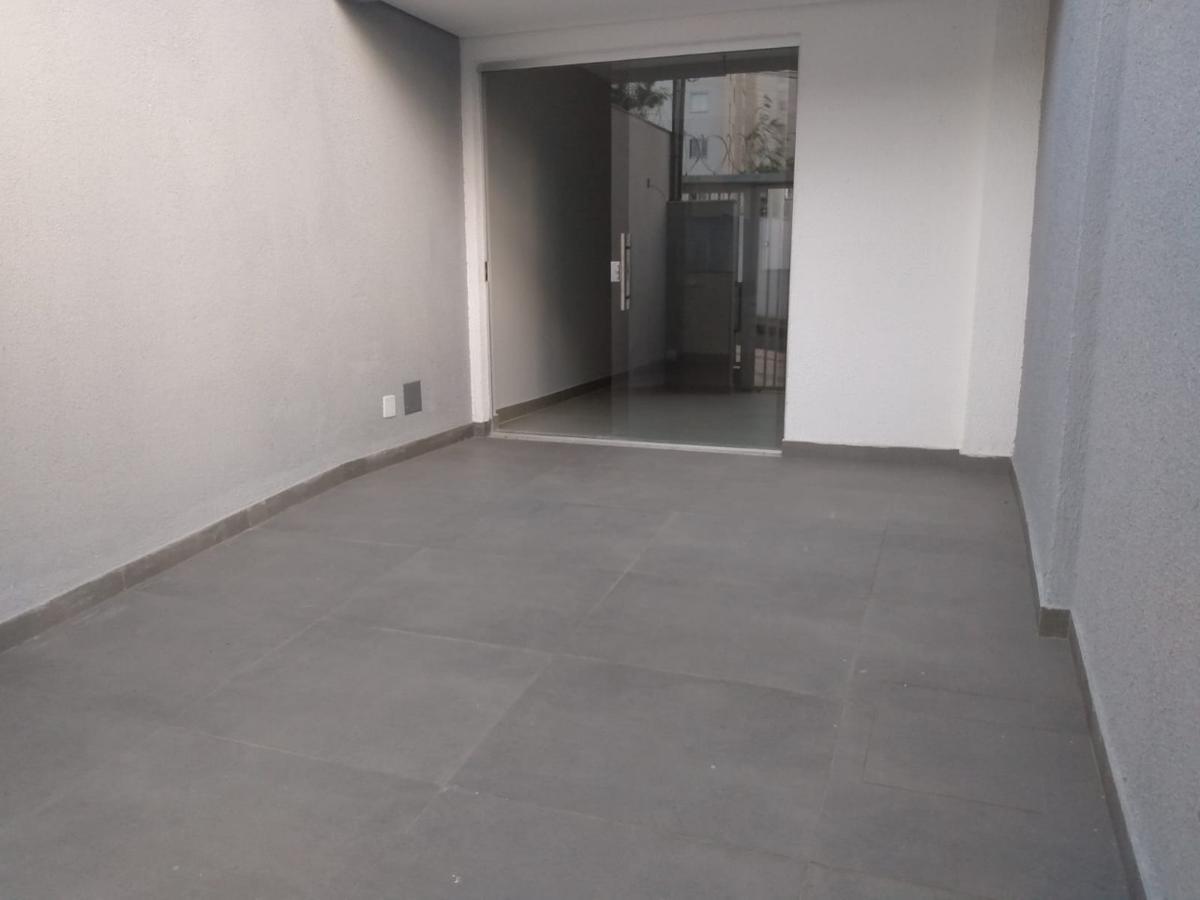Casa, Planalto, 2 Quartos, 1 Vaga, 1 Suíte